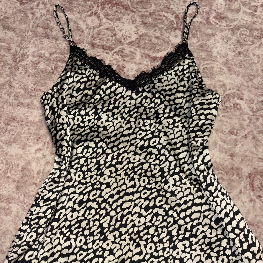 ODDY Black and White Animal Print Chemise